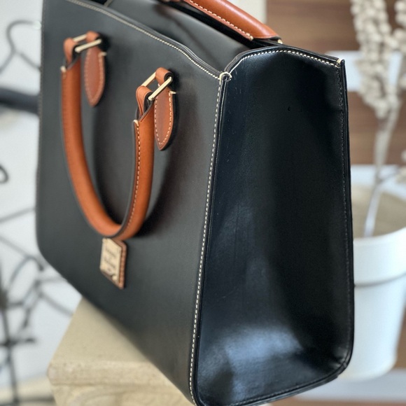 Dooney & Bourke Black and Tan Leather dress bag. - Picture 2 of 9